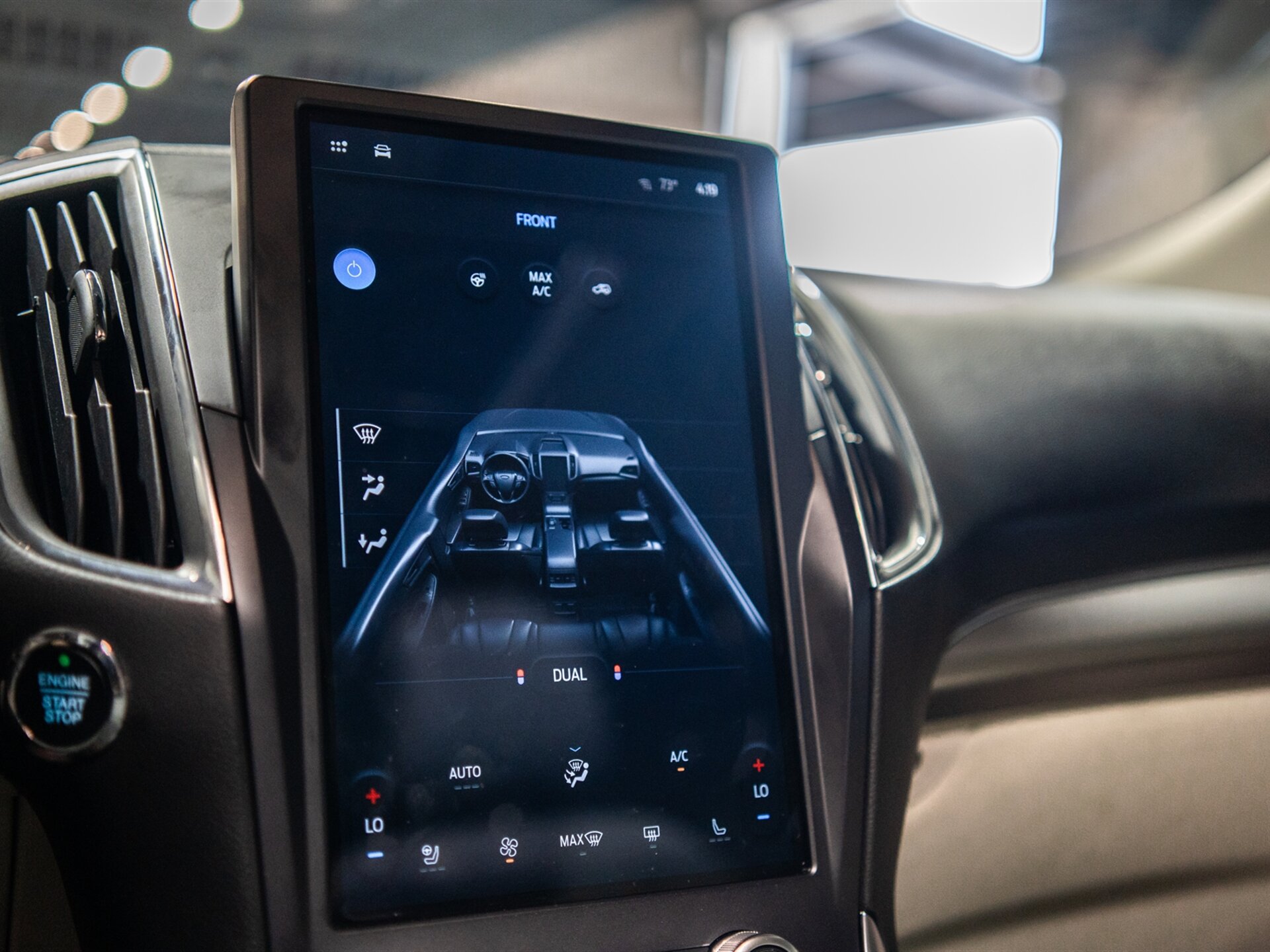 2024 Ford Edge Titanium photo 18