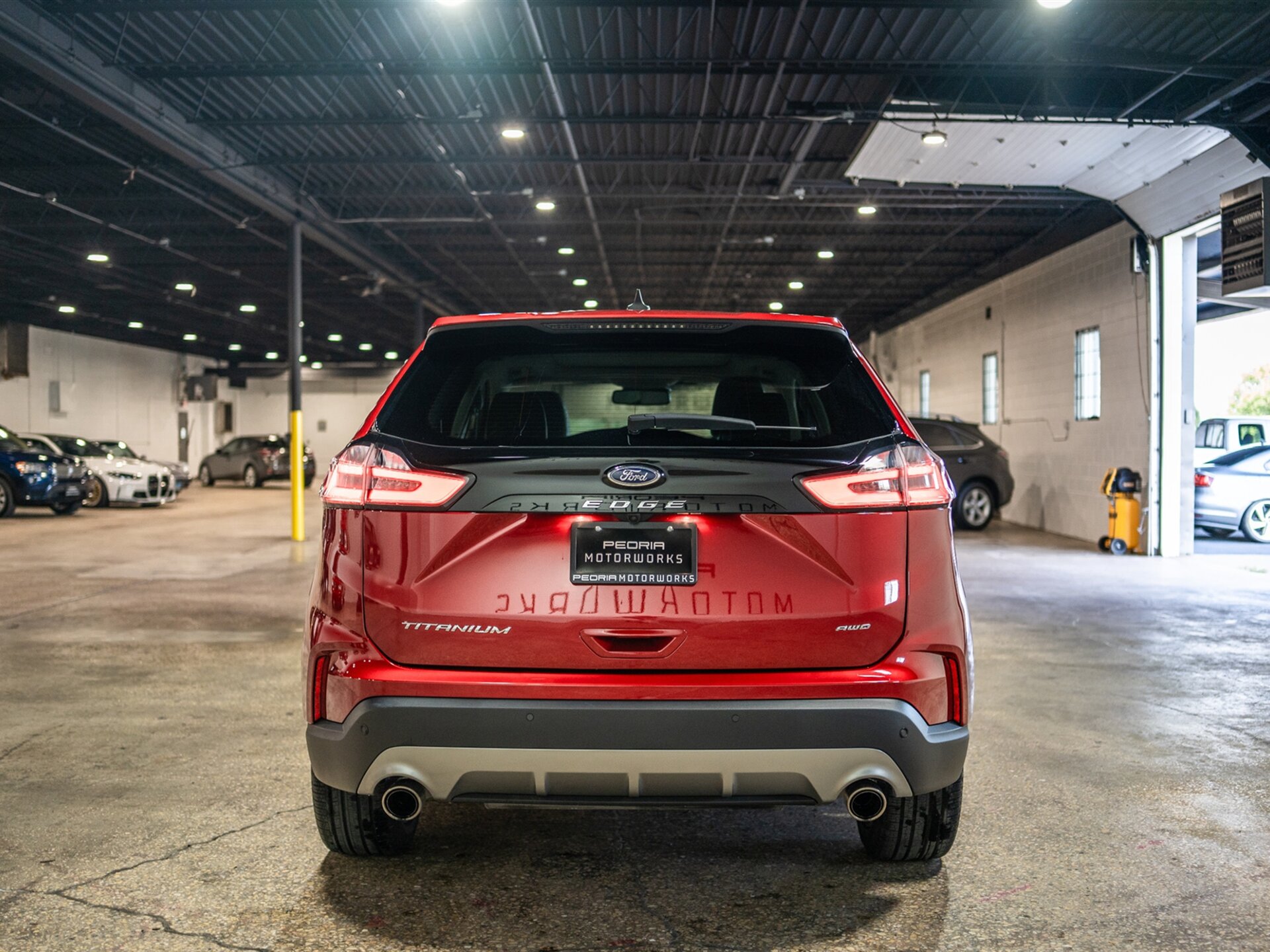 2024 Ford Edge Titanium photo 8