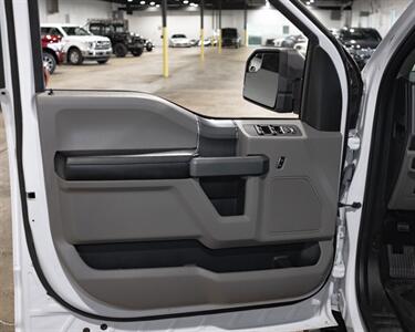 2016 Ford F-150 XLT   - Photo 13 - Peoria, IL 61615