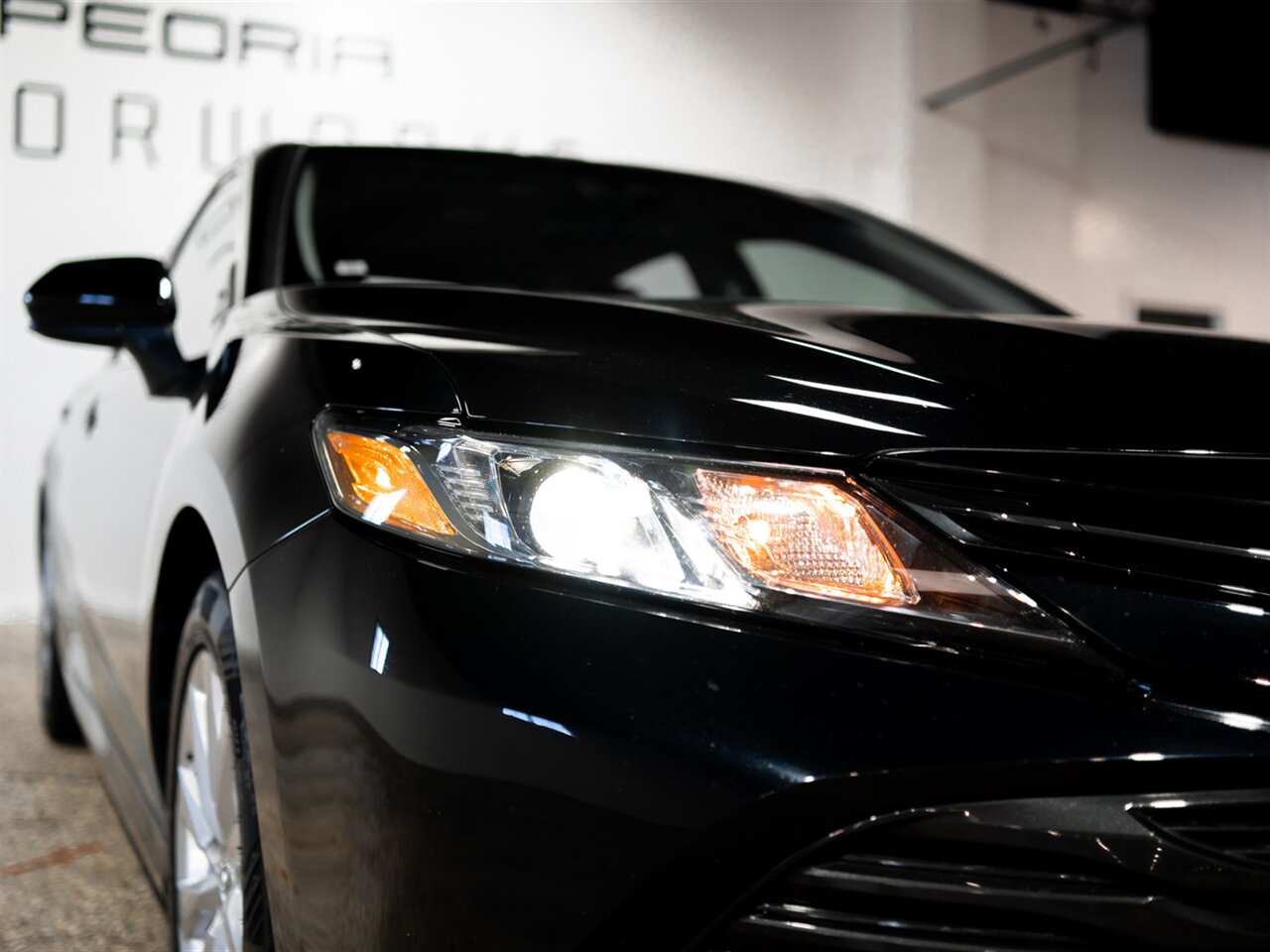 2019 Toyota Camry LE - Photo 13 - Peoria, IL 61615