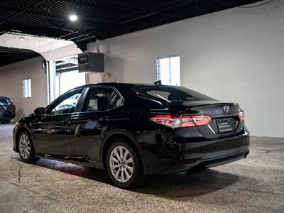 2019 Toyota Camry LE - Photo 5 - Peoria, IL 61615