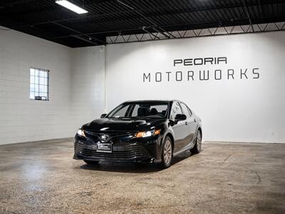 2019 Toyota Camry LE - Photo 2 - Peoria, IL 61615