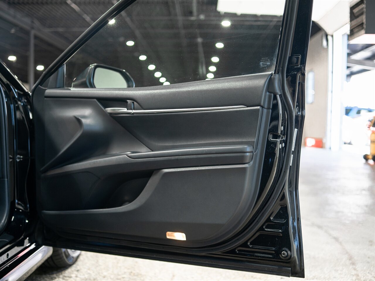 2019 Toyota Camry LE - Photo 29 - Peoria, IL 61615