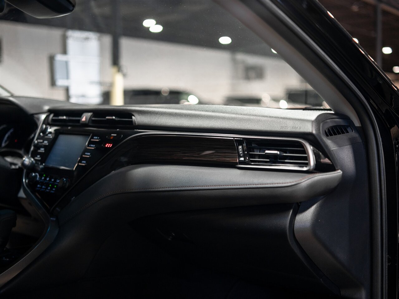 2019 Toyota Camry LE - Photo 36 - Peoria, IL 61615