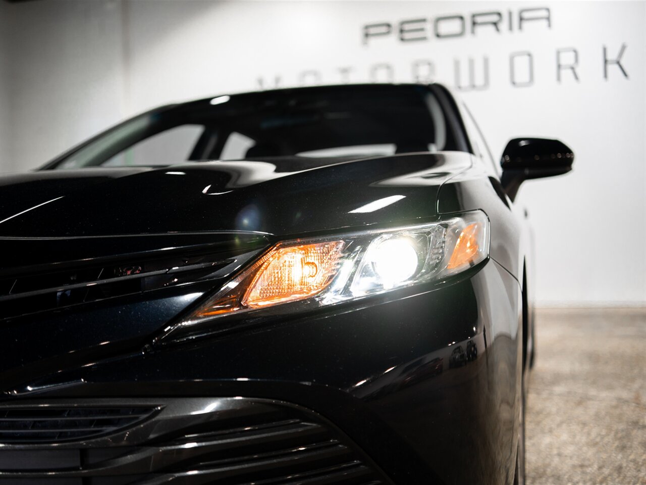 2019 Toyota Camry LE - Photo 14 - Peoria, IL 61615