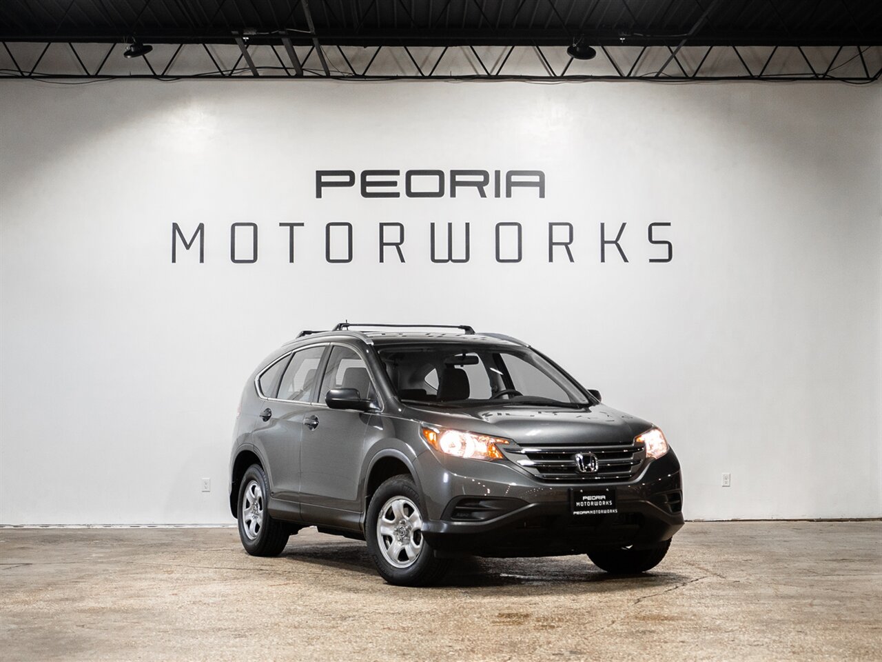 2013 Honda CR-V LX - Photo 1 - Peoria, IL 61615