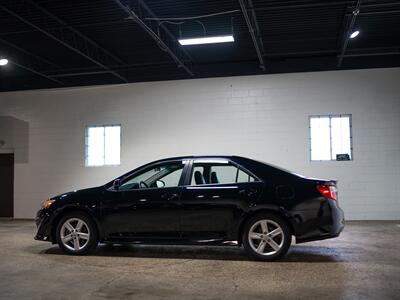 2014 Toyota Camry SE   - Photo 9 - Peoria, IL 61615