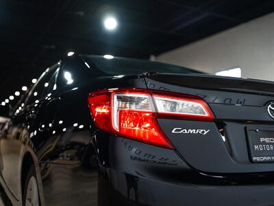2014 Toyota Camry SE   - Photo 17 - Peoria, IL 61615