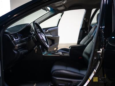 2014 Toyota Camry SE   - Photo 29 - Peoria, IL 61615