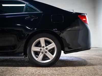 2014 Toyota Camry SE   - Photo 14 - Peoria, IL 61615