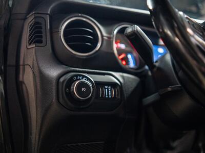 2020 Jeep Wrangler Unlimited Rubicon Recon   - Photo 35 - Peoria, IL 61615
