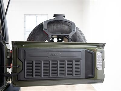 2020 Jeep Wrangler Unlimited Rubicon Recon   - Photo 28 - Peoria, IL 61615