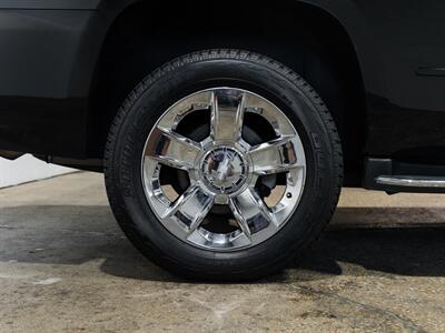 2017 Chevrolet Tahoe Premier   - Photo 12 - Peoria, IL 61615