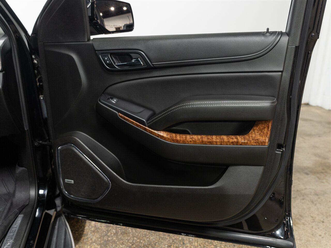 2017 Chevrolet Tahoe Premier   - Photo 36 - Peoria, IL 61615