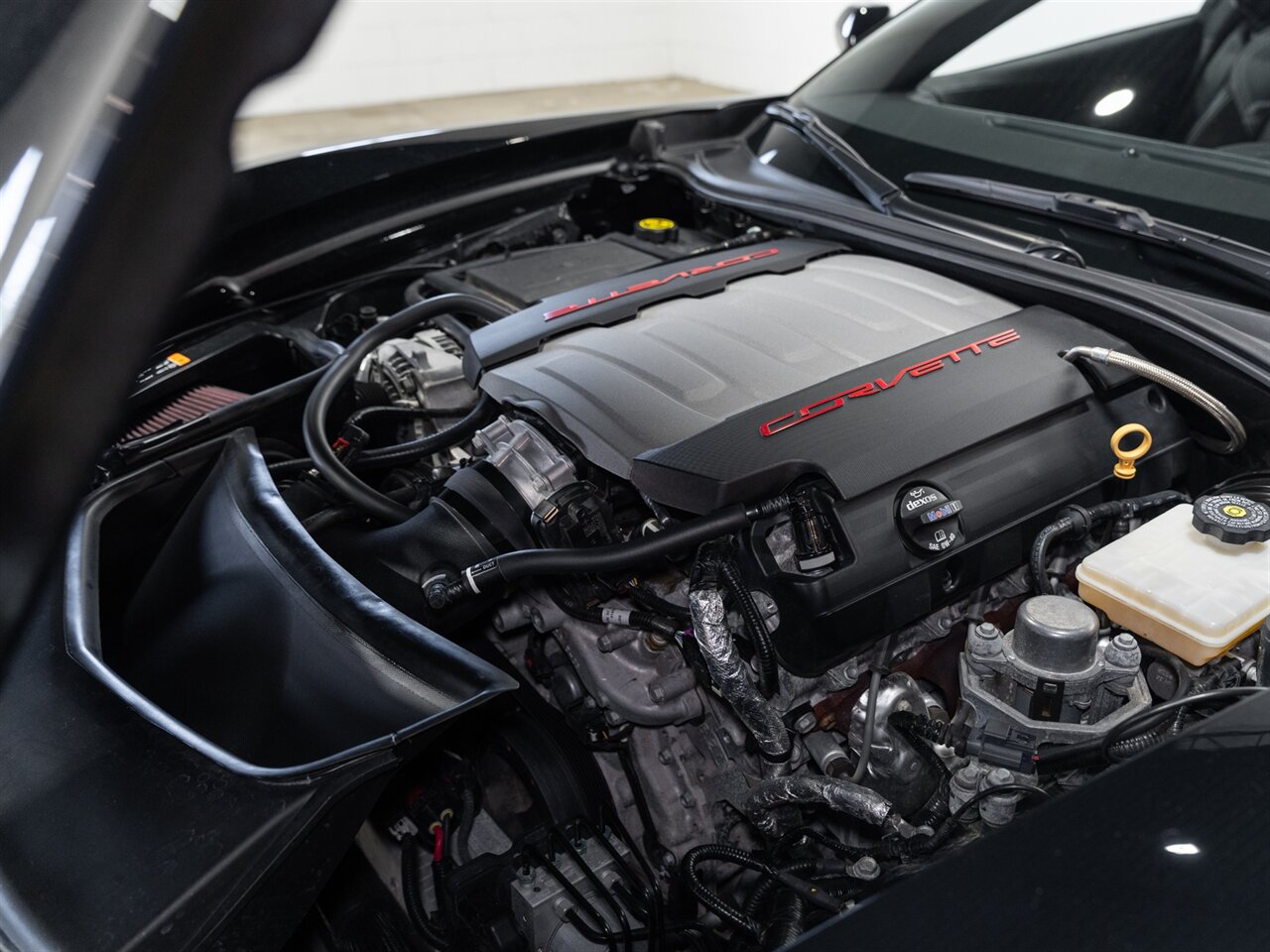 2019 Chevrolet Corvette Stingray   - Photo 19 - Peoria, IL 61615