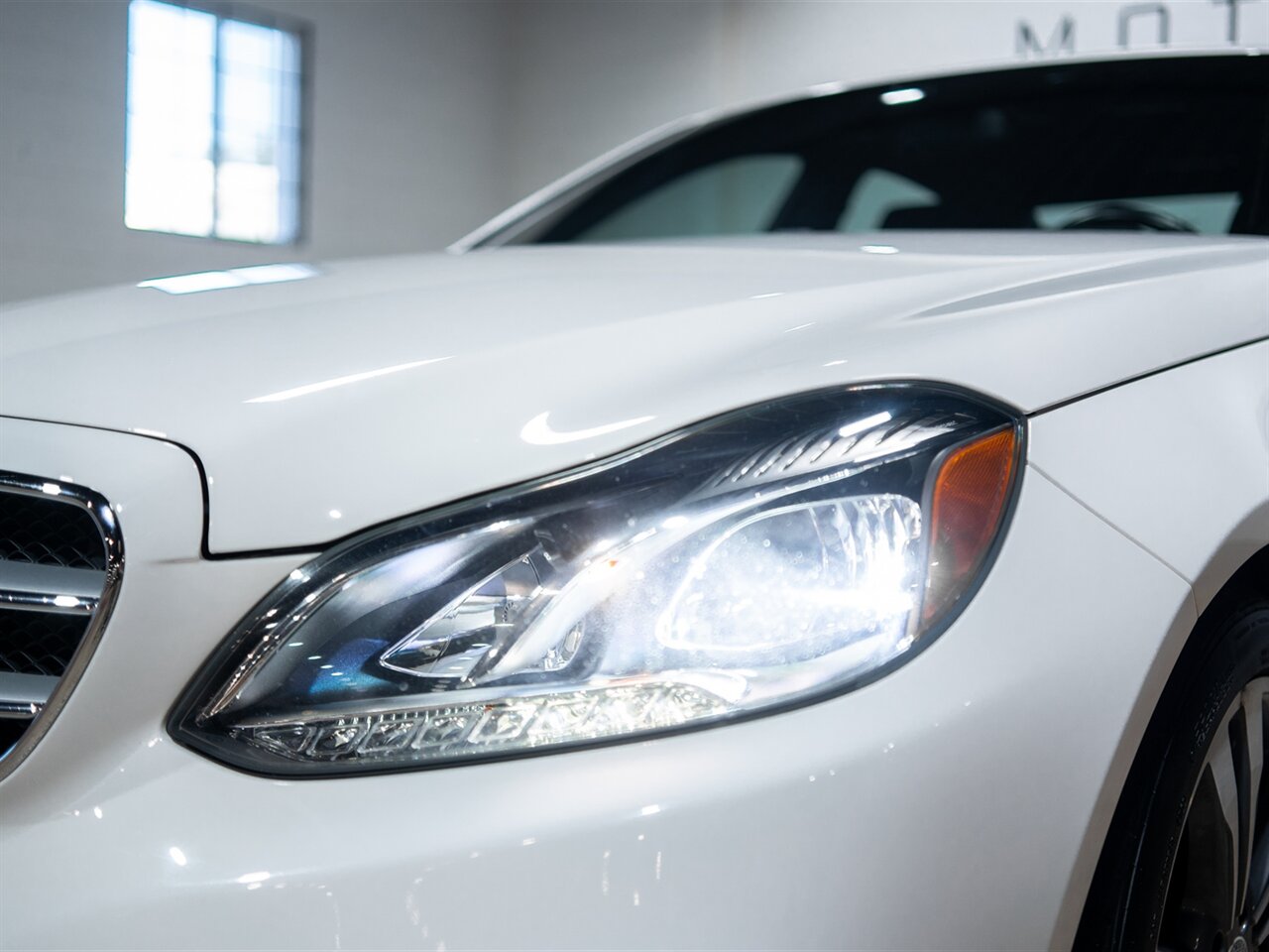2014 Mercedes-Benz E 350 Luxury 4MATIC - Photo 17 - Peoria, IL 61615