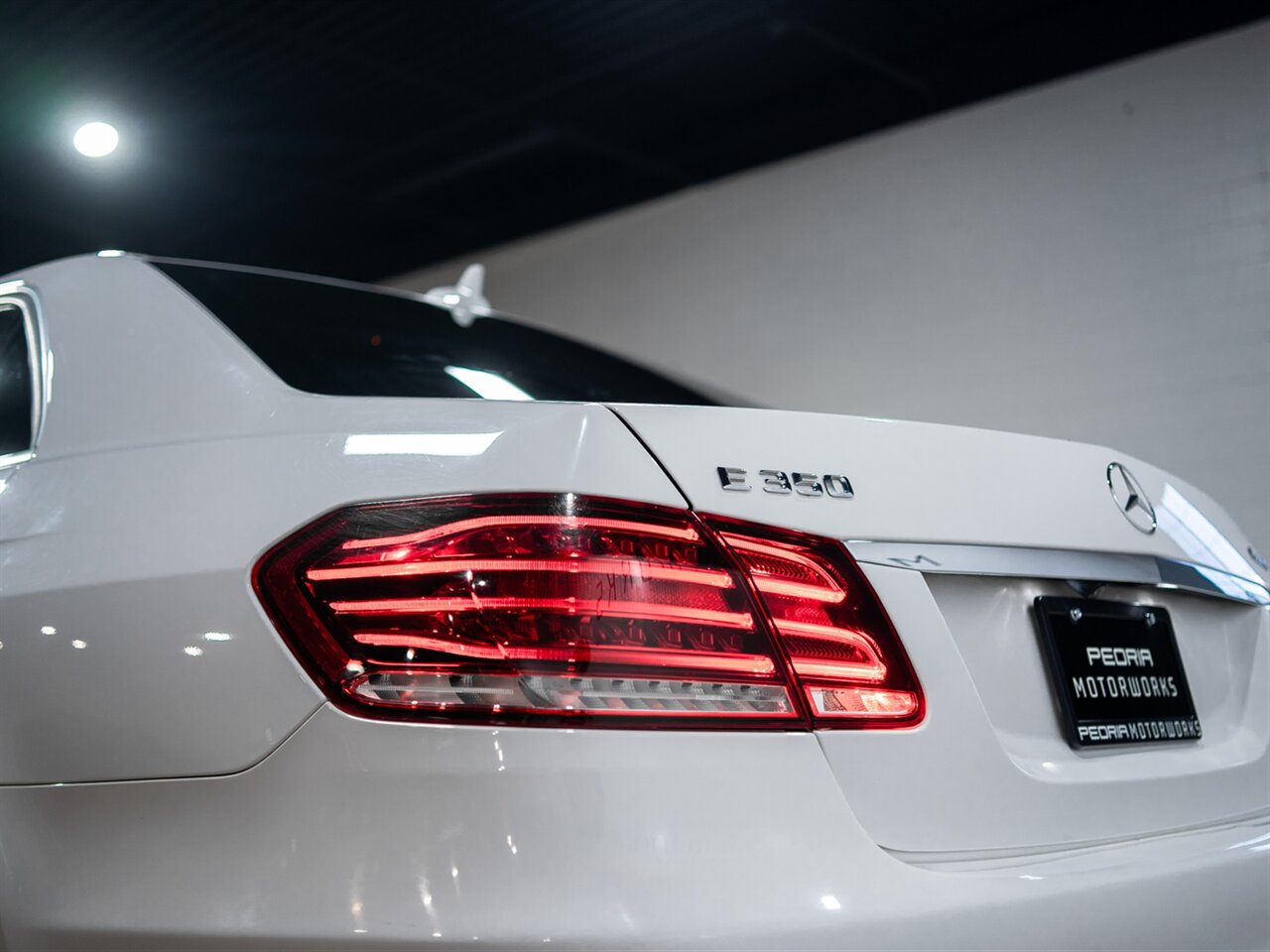 2014 Mercedes-Benz E 350 Luxury 4MATIC - Photo 15 - Peoria, IL 61615