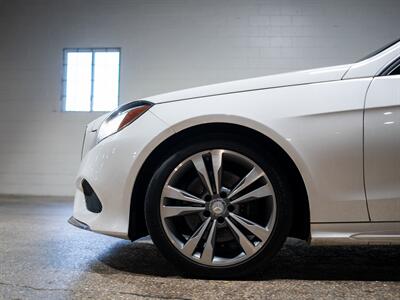 2014 Mercedes-Benz E 350 Luxury 4MATIC - Photo 9 - Peoria, IL 61615