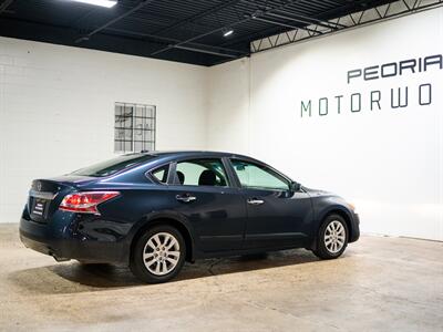 2015 Nissan Altima 2.5 S   - Photo 12 - Peoria, IL 61615