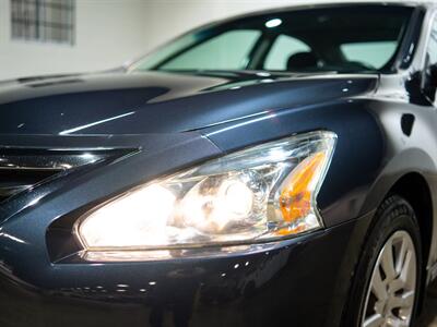 2015 Nissan Altima 2.5 S   - Photo 13 - Peoria, IL 61615