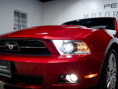 2012 Ford Mustang V6 Premium - Photo 14 - Peoria, IL 61615