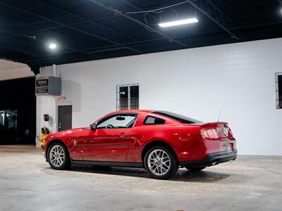 2012 Ford Mustang V6 Premium - Photo 4 - Peoria, IL 61615