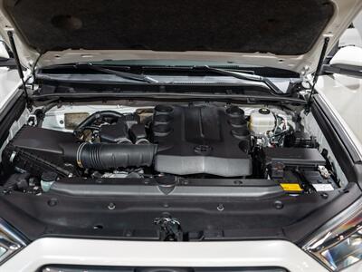 2021 Toyota 4Runner Limited   - Photo 22 - Peoria, IL 61615