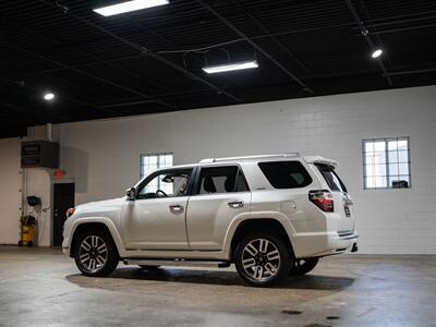 2021 Toyota 4Runner Limited   - Photo 7 - Peoria, IL 61615