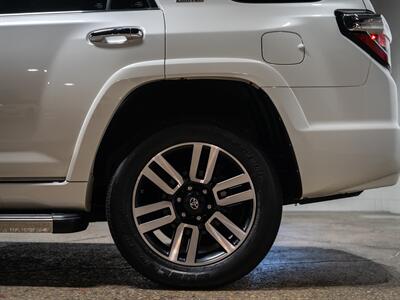 2021 Toyota 4Runner Limited   - Photo 14 - Peoria, IL 61615