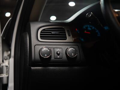 2013 Chevrolet Suburban LTZ   - Photo 43 - Peoria, IL 61615