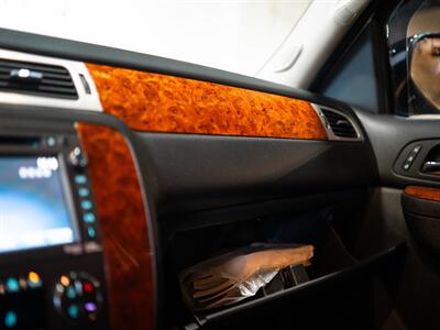 2013 Chevrolet Suburban LTZ   - Photo 33 - Peoria, IL 61615