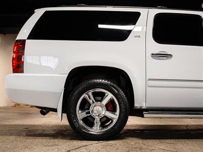 2013 Chevrolet Suburban LTZ   - Photo 16 - Peoria, IL 61615