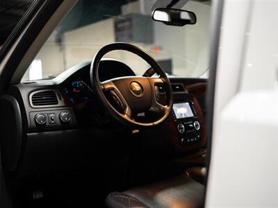 2013 Chevrolet Suburban LTZ   - Photo 23 - Peoria, IL 61615