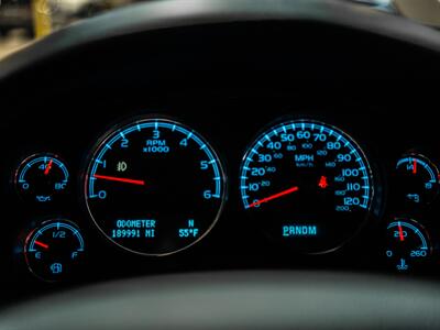 2013 Chevrolet Suburban LTZ   - Photo 28 - Peoria, IL 61615