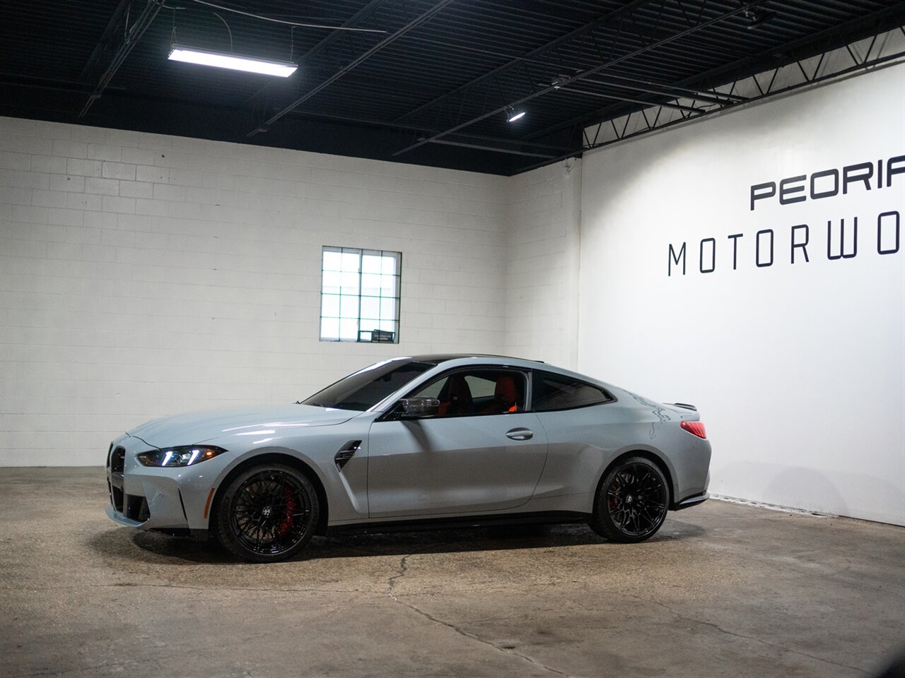 2025 BMW M4 Competition xDrive   - Photo 5 - Peoria, IL 61615