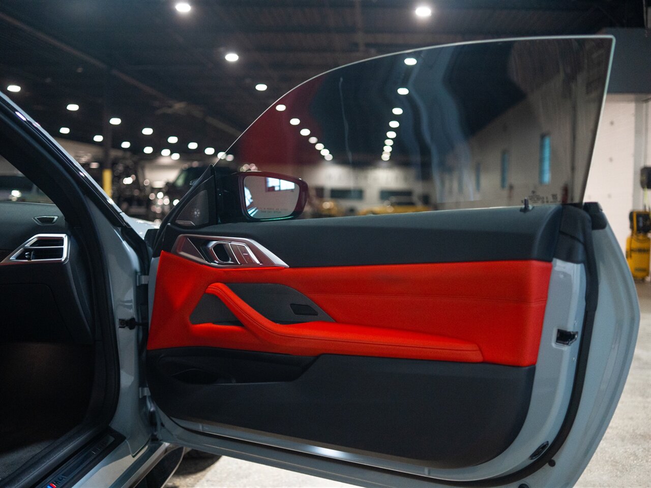 2025 BMW M4 Competition xDrive   - Photo 26 - Peoria, IL 61615