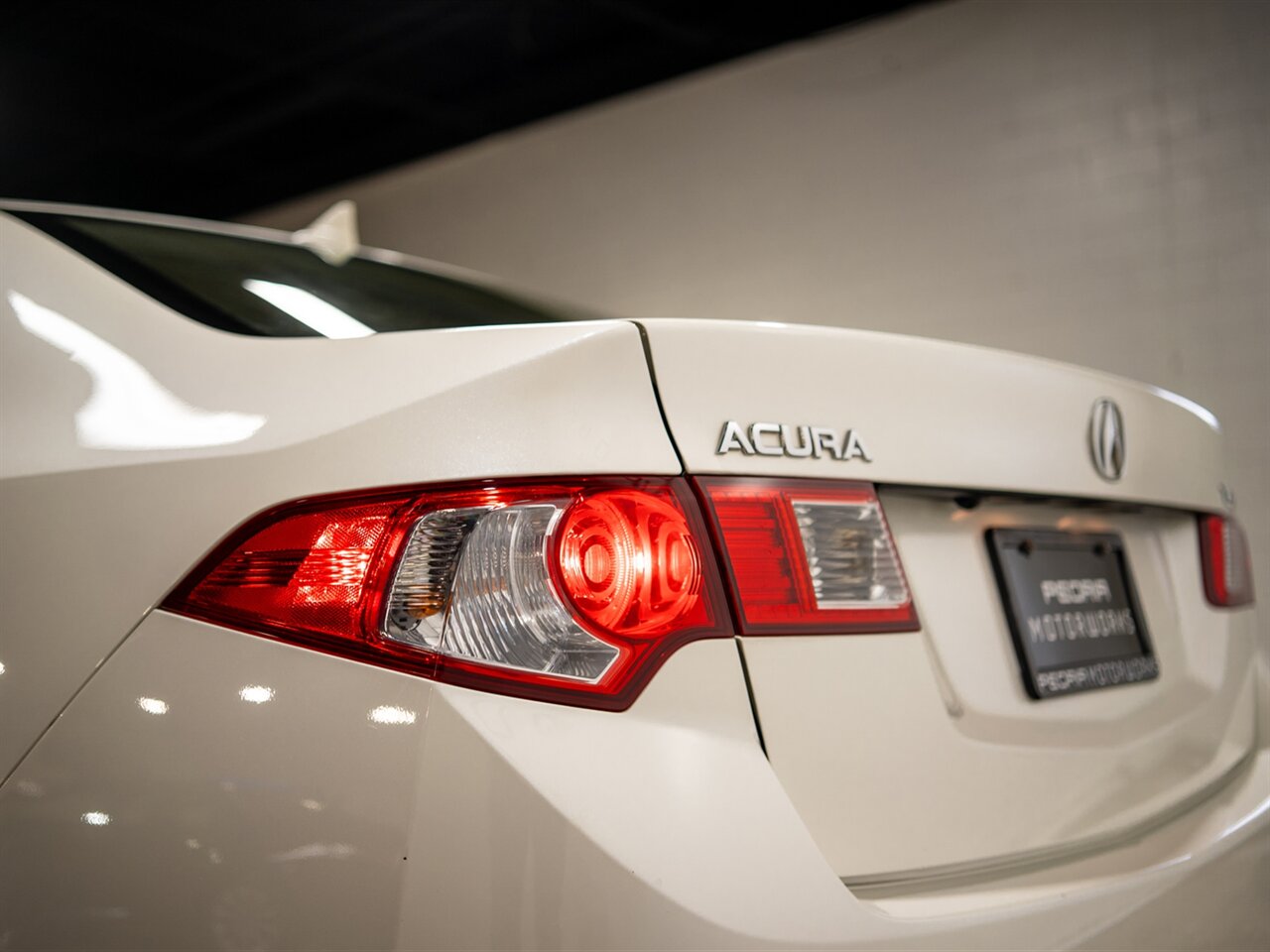 2010 Acura TSX - Photo 16 - Peoria, IL 61615