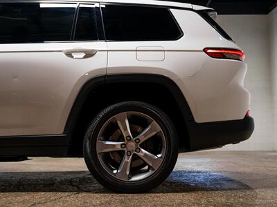 2021 Jeep Grand Cherokee L Limited   - Photo 18 - Peoria, IL 61615