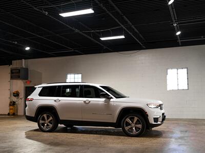 2021 Jeep Grand Cherokee L Limited   - Photo 11 - Peoria, IL 61615