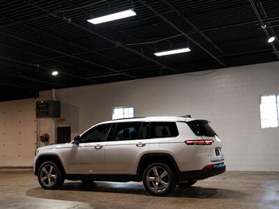 2021 Jeep Grand Cherokee L Limited   - Photo 5 - Peoria, IL 61615
