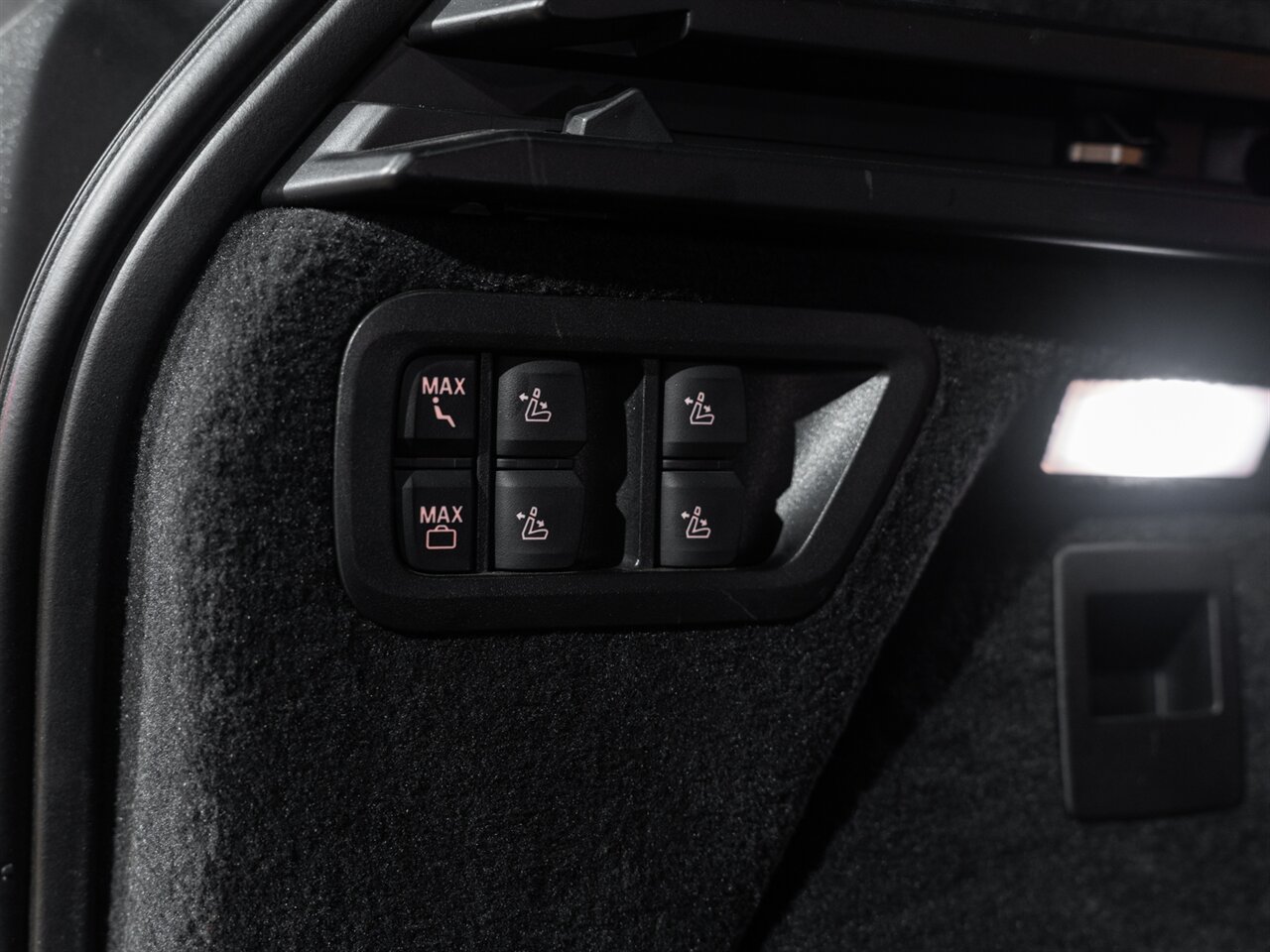 2024 BMW X7 xDrive40i - Photo 34 - Peoria, IL 61615