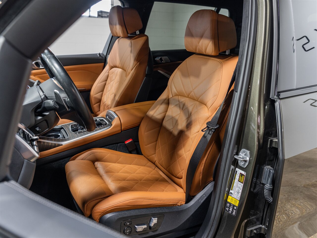 2024 BMW X7 xDrive40i - Photo 15 - Peoria, IL 61615