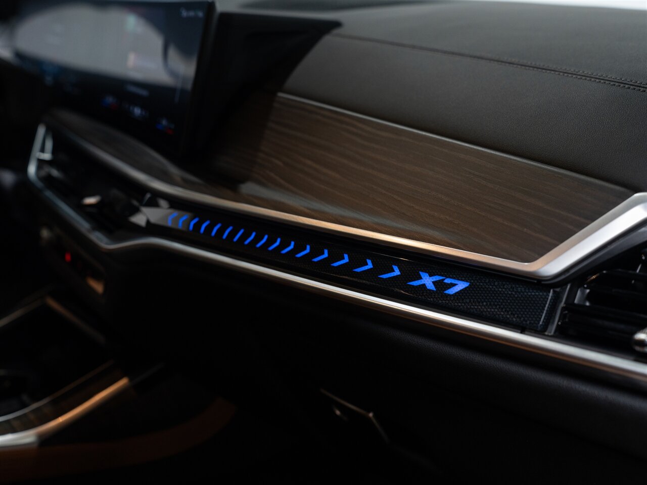 2024 BMW X7 xDrive40i - Photo 33 - Peoria, IL 61615