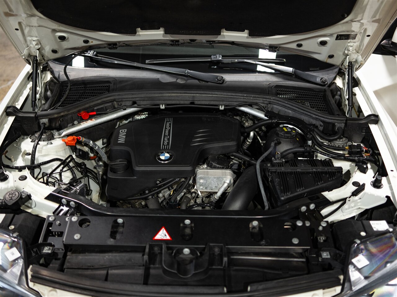 2016 BMW X3 xDrive28i - Photo 25 - Peoria, IL 61615