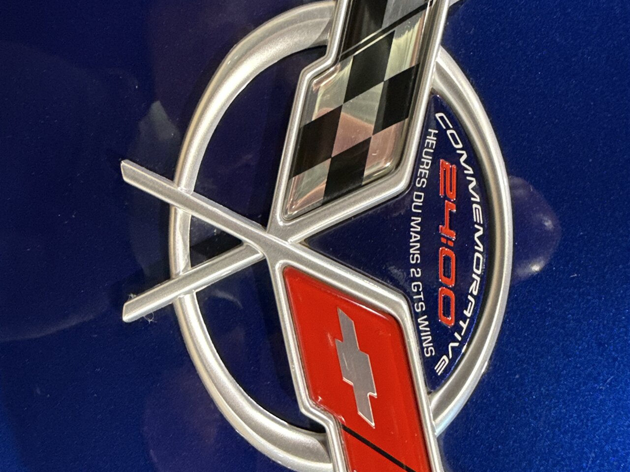 2004 Chevrolet Corvette Commemorative Edition   - Photo 7 - Peoria, IL 61615
