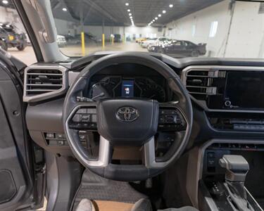 2022 Toyota Tundra SR5   - Photo 14 - Peoria, IL 61615