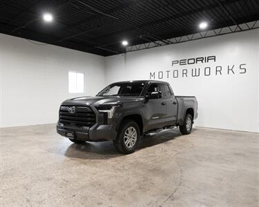 2022 Toyota Tundra SR5   - Photo 4 - Peoria, IL 61615