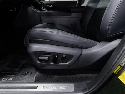 2025 Lexus GX 550 Luxury+   - Photo 26 - Peoria, IL 61615