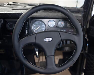 1997 Land Rover Defender 110   - Photo 32 - Peoria, IL 61615