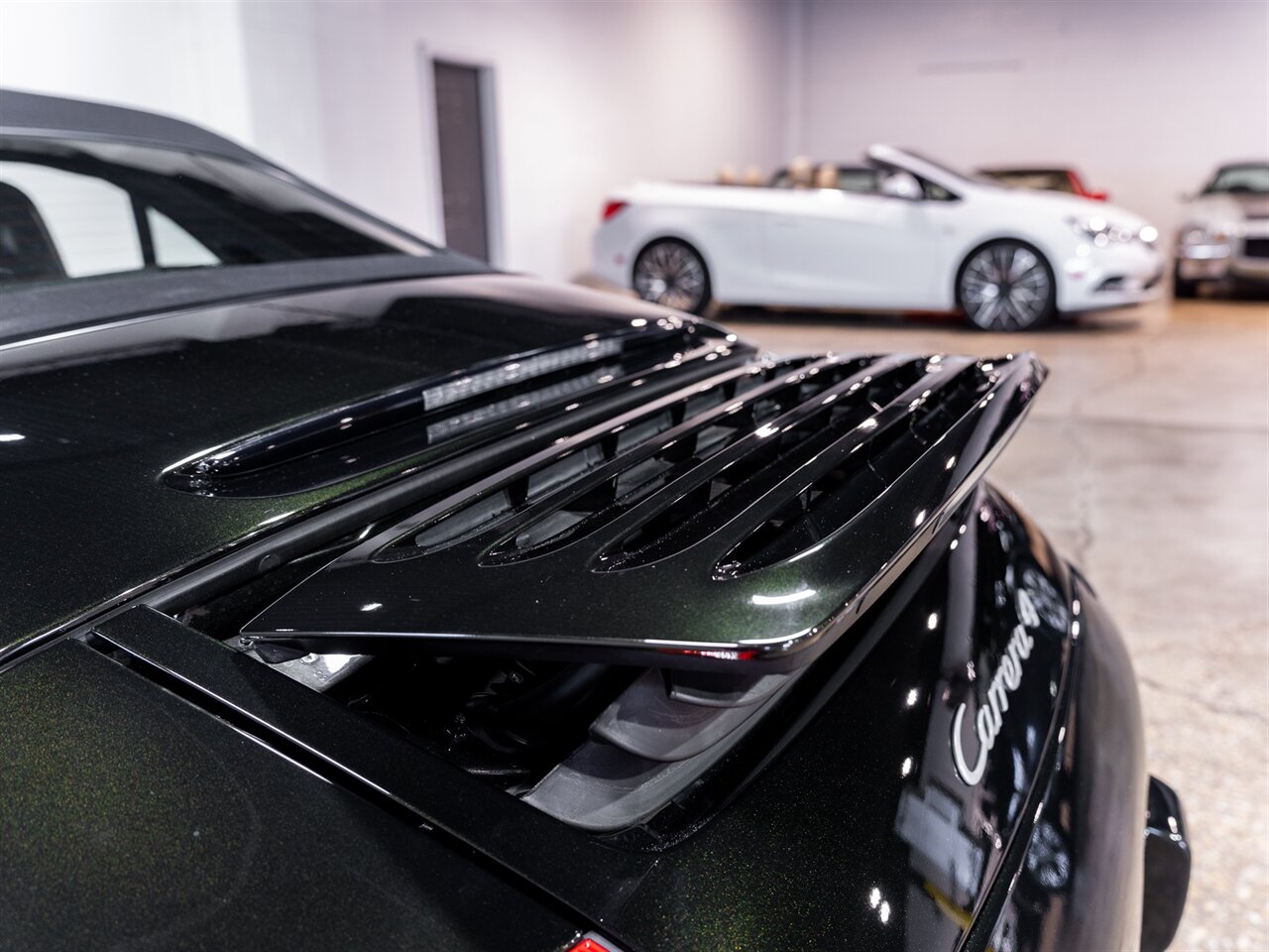 2007 Porsche 911 Carrera 4   - Photo 13 - Peoria, IL 61615
